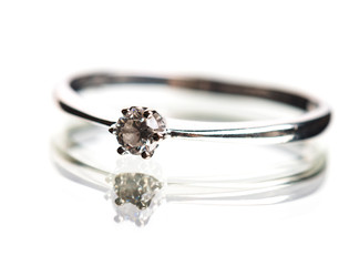 Elegant diamond ring