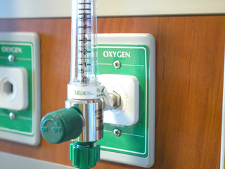 Oxygen gas valve
