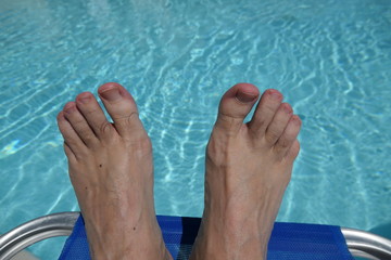piscine lunettes de soleil