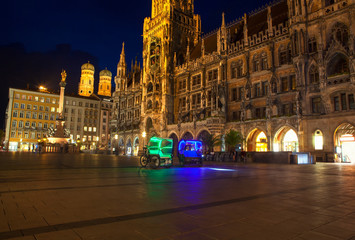 Fototapeta premium Munich Marienplatz in the night