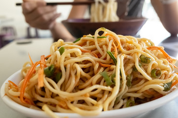 eating cold noodles