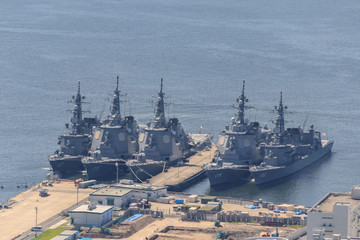 弓張岳展望台からみた米海軍佐世保基地　長崎県佐世保市