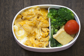 玉子丼のお弁当　 japanese lunch box 