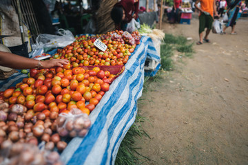 Fototapeta na wymiar Vegetables sold on the table in the fresh market