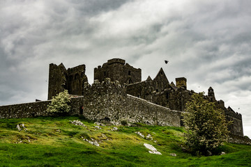 Fototapeta na wymiar The iconic ruins of Rock of Cashel in Ireland - travel photography