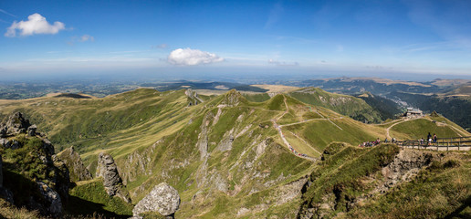 Vue panoramique depuis le puy de Sancy