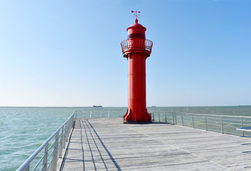 La jetée du Phare Rouge _ Boulogne-Sur-Mer
