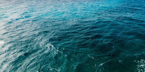 Panoramic photo of a surf wave