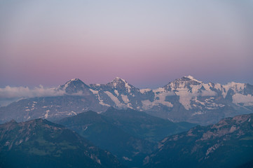 Abendrot über Eiger Mönch und Jungfrau