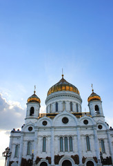 Fototapeta na wymiar Cathedral of Christ the Saviour in Moscow, Russia vertical scenic image with empty blue sky background 