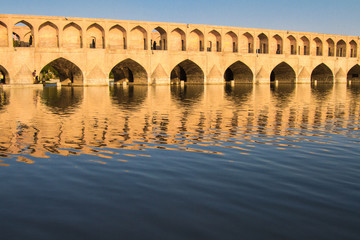 Fototapeta na wymiar Khaju Bridge, Esfahan, Iran
