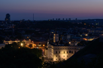 Cathédrale et tour clocher de Vilnius