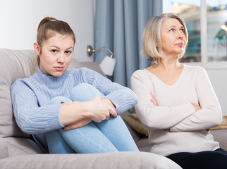 Silent resentment between mom and adult daughter