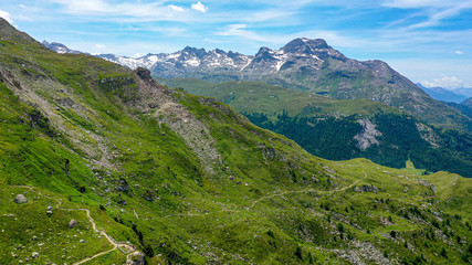 Naklejka premium Amazing aerial view over the Engadin in Switzerland
