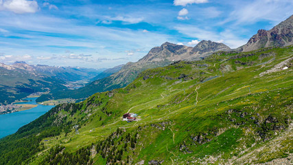 Fototapeta na wymiar The beautiful mountains of Engadin Switzerland