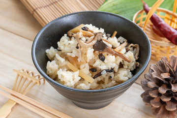 きのこご飯