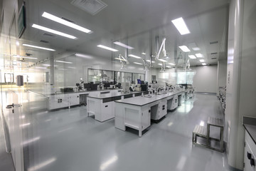 Drug manufacturing laboratory equipment. - obrazy, fototapety, plakaty
