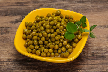 Canned Green peas in the bowl