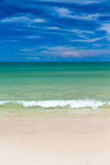 Obraz premium tropical beach in Sri Lanka . Summer holiday and vacation concept for tourism.