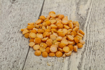 Raw dry peas for cooking
