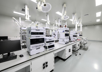 Drug manufacturing laboratory equipment. - 283589835