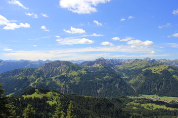 Fototapeta na wymiar Berge im Allgäu
