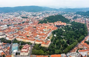 Fototapeta na wymiar City Graz center aerial view with Schloßberg, Uhrturm, central park