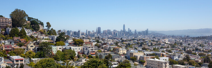 Fototapeta na wymiar San Francisco cityscape seen from Diamond Heights and overlooking Noe Valley and downtown buildings.