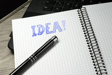 Ein Heft, Stift und eine Idee