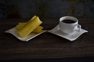 Humitas con café