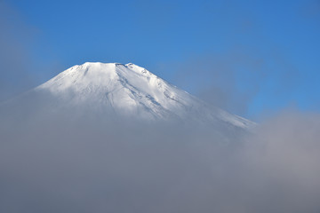 Fototapeta na wymiar Mt. Fuji and blue sky and lake