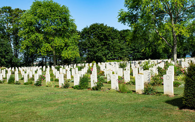 Soldatenfriedhof in Reviers