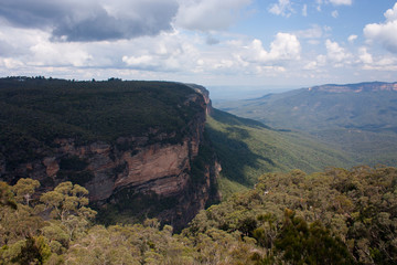 Fototapeta na wymiar A cliff near the Wentworth Falls in the Blue Mountains in Australia