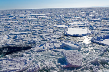 流氷 © kimiharu Satou