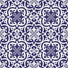 Gordijnen Spaanse tegel patroon vector naadloos met vintage ornamenten. Portugal azulejo, mexicaanse talavera, delfts nederlands keramiek, italiaanse sicilië majolica of Marokkaanse motieven. Textuur voor keuken of badkamer muur. © irinelle