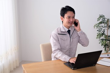 作業着を着た男性　ポートレート