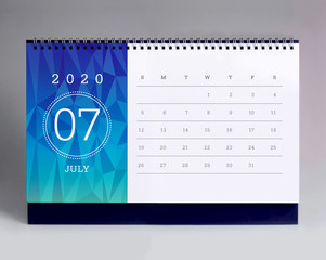 Simple desk calendar 2020 - July