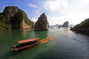 Fototapeta premium Halong bay views from Cruise, in Vietnam