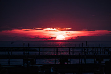Sonnenuntergang am Bodensee in Bregenz, Österreich
