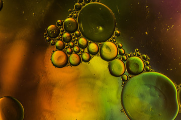 ABSTRACT BUBBLE OIL