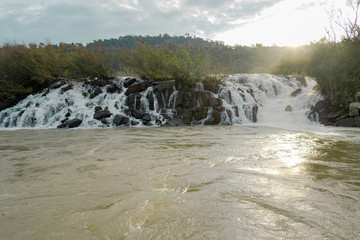 saltos mocona cascada