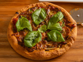 basil pizza