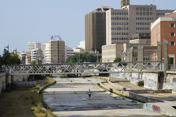 vistas de malaga puente de los alemanes o de santo domingo  sobre cauce del rio guadalmedina 
