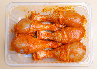 Fresh marinated chicken drumsticks