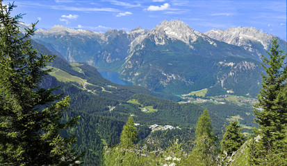 Fototapeta na wymiar Panorama of the Bavarian Alps Germany KEHLSTEINHAUS. In the background can be seen the Lake Konigssee.