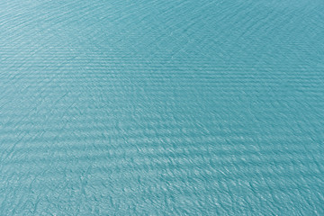 Fototapeta na wymiar Wasser - türkis blaues Wasser
