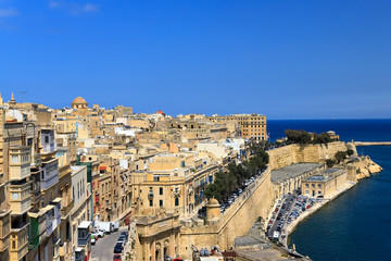 Fototapeta na wymiar La Valletta Harbor