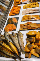 Fisch verkaufsfördernd präsentiert in der Auslage