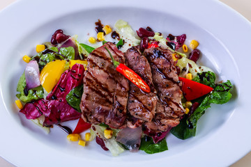 Grilled pork with vegetables