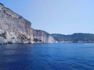 Fototapeta na wymiar cliffs 